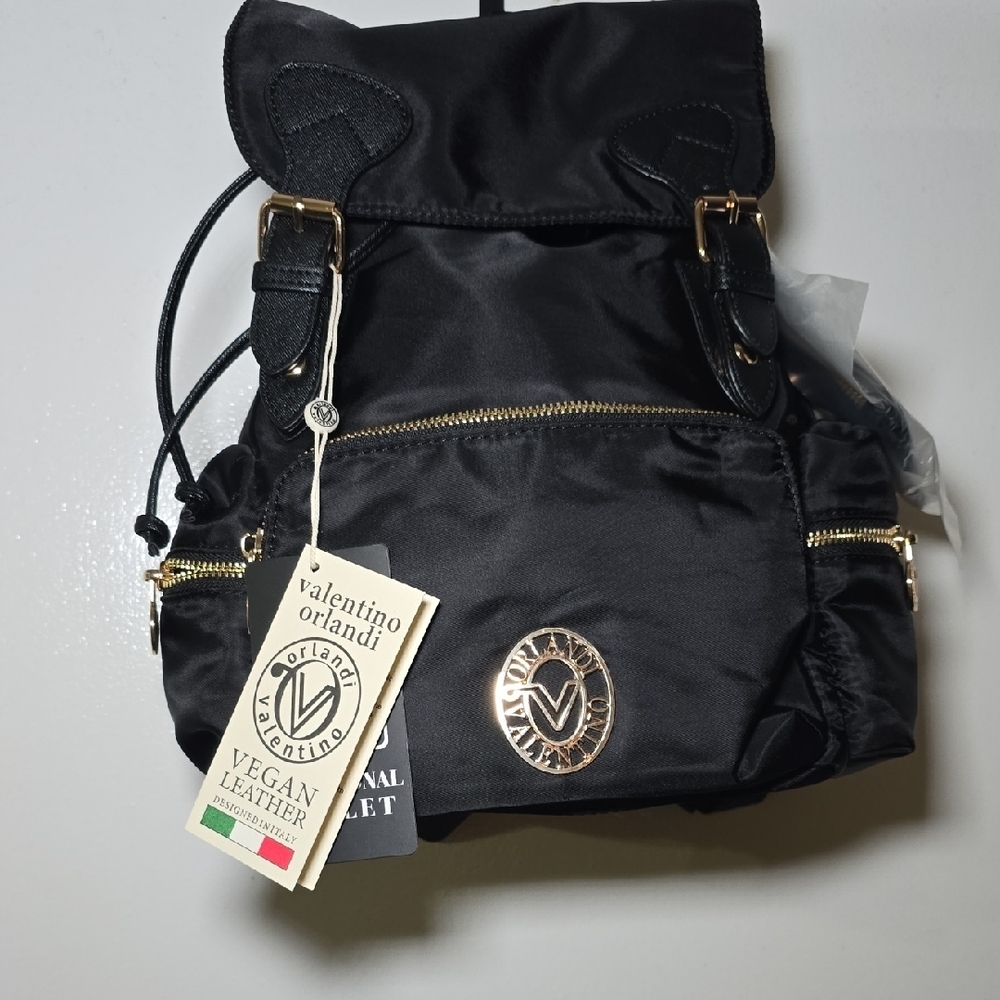 Valentino Orlandi Black Vegan Leather Backpack - Compact Women's Bag